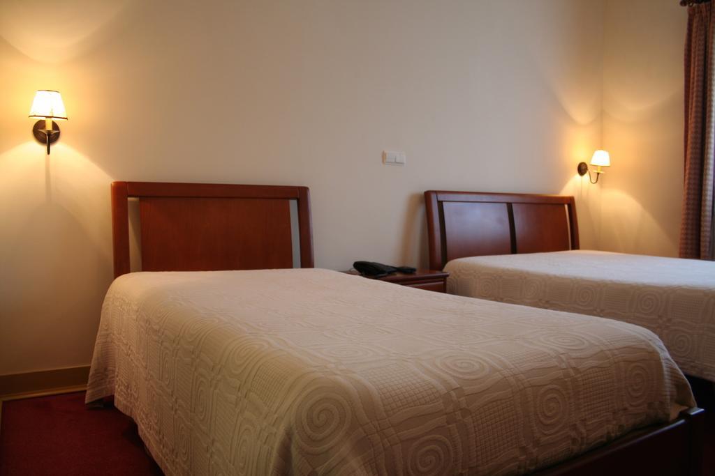 Hotel Residencial Dom Duarte Viseu Esterno foto